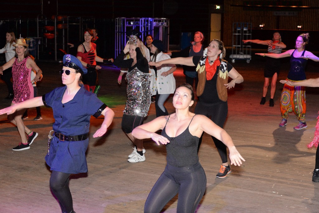 ../Images/Carnavals Zumba 2019 033.jpg